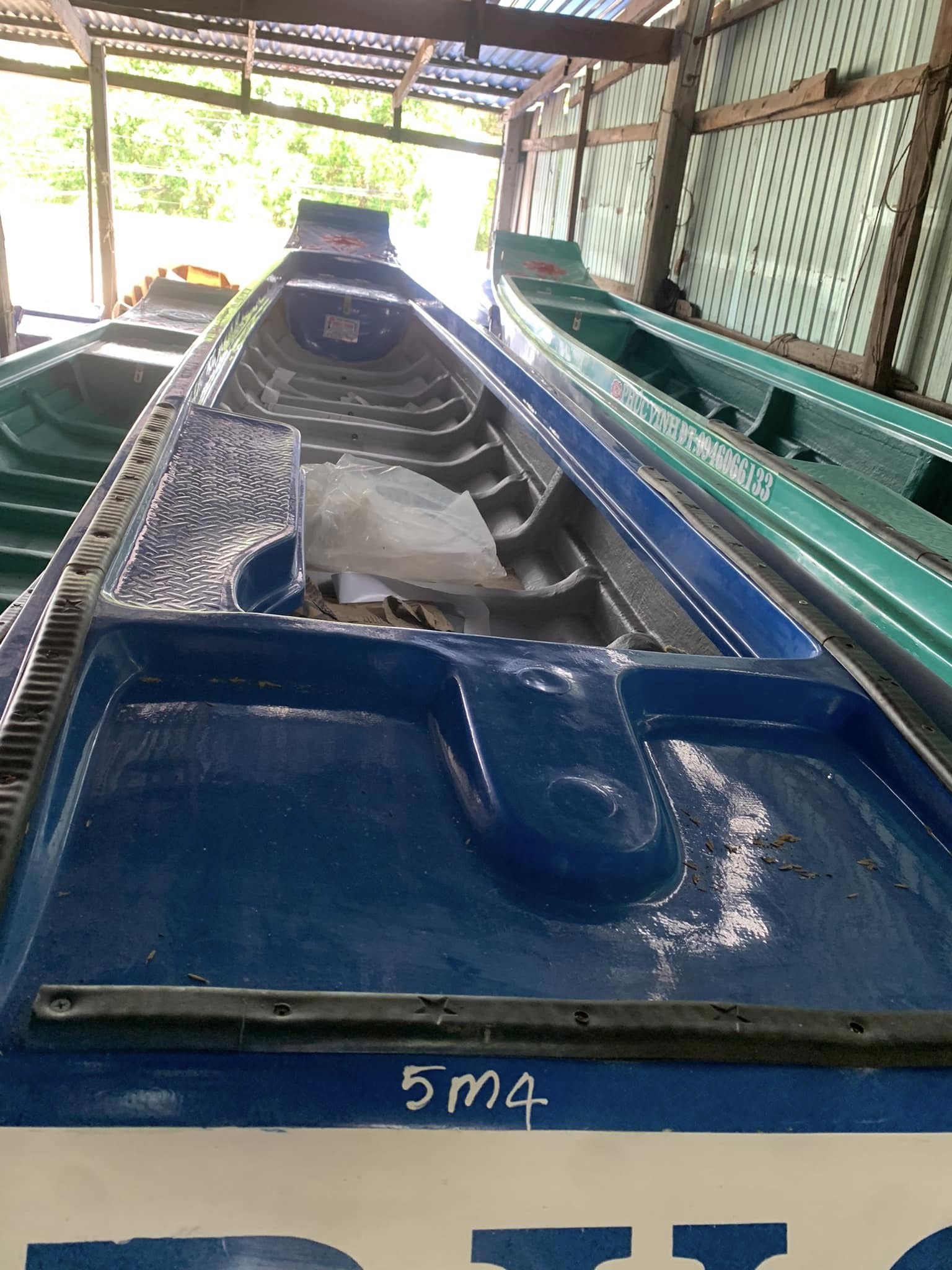 Mẫu ghe dùng đi ruộng, kéo cá